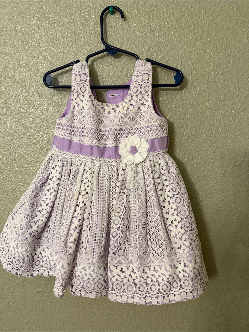 Jona Michelle Lavender and Ivory Lace Flower-Appliqué Formal Dress